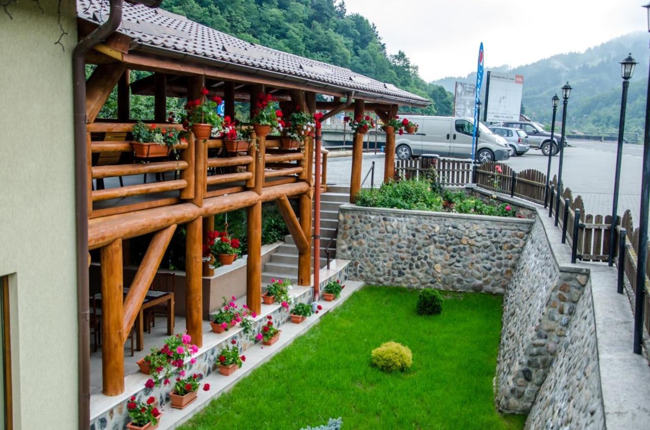 Bed and Breakfast Lapociu Cîmpeni Exteriér fotografie