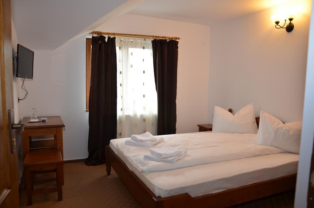 Bed and Breakfast Lapociu Cîmpeni Exteriér fotografie